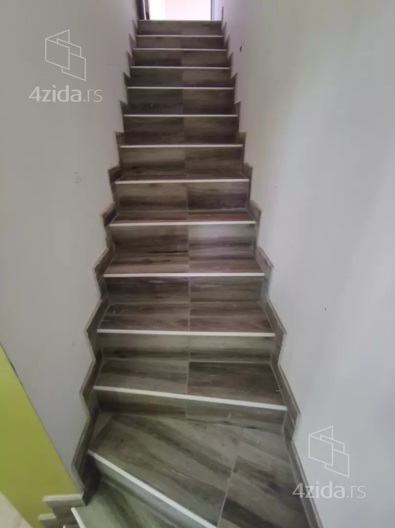 4-etažna kuća | 4zida