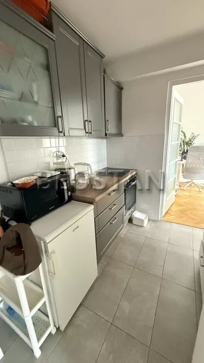 Rene Margite | 4zida.rs