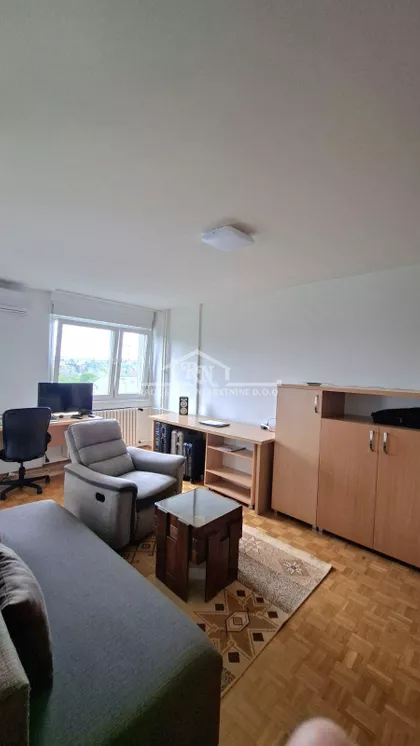 Saše Simeunovića | 4zida.rs