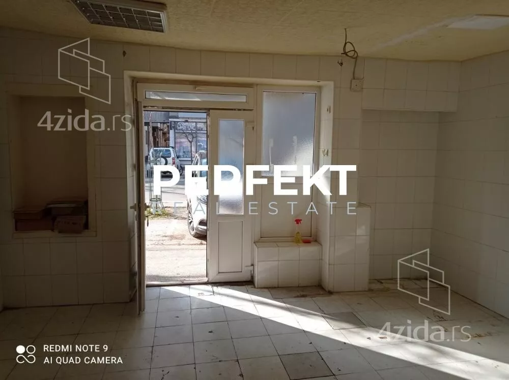 Lokal | 4zida