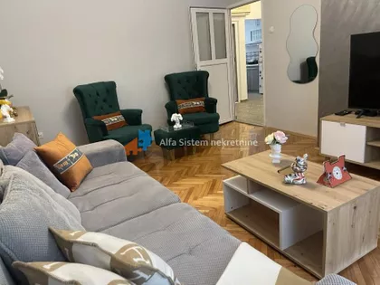 Beograđanka | 4zida.rs