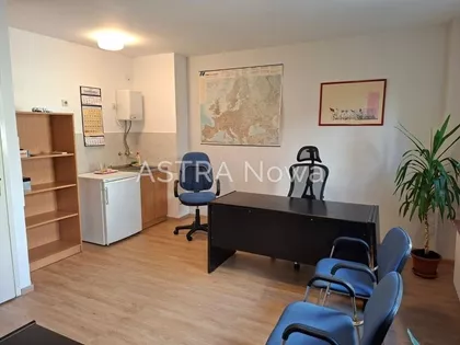 Crveni Krst Vračar | 4zida.rs