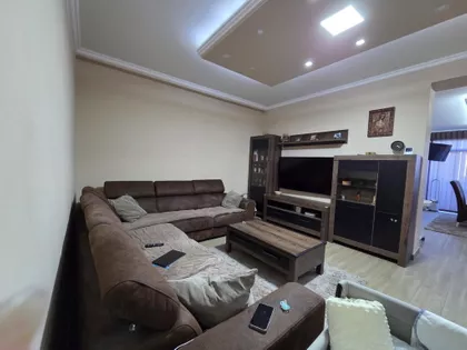 Mali Radanovac | 4zida.rs