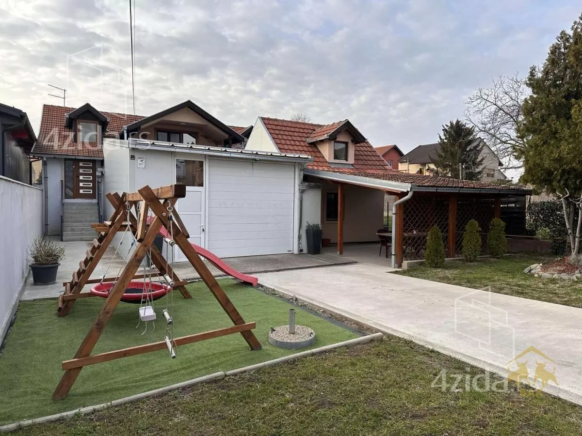Kuća | 4zida