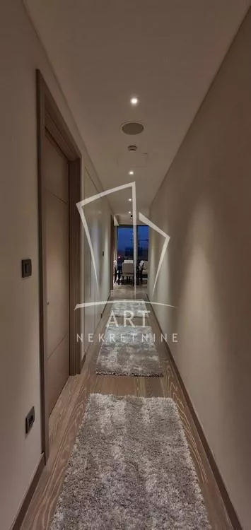 Nikolaja Kravcova | 4zida.rs