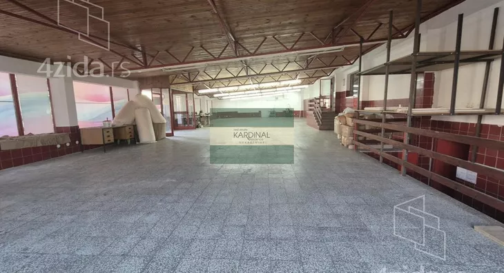 Poslovni prostor | 4zida