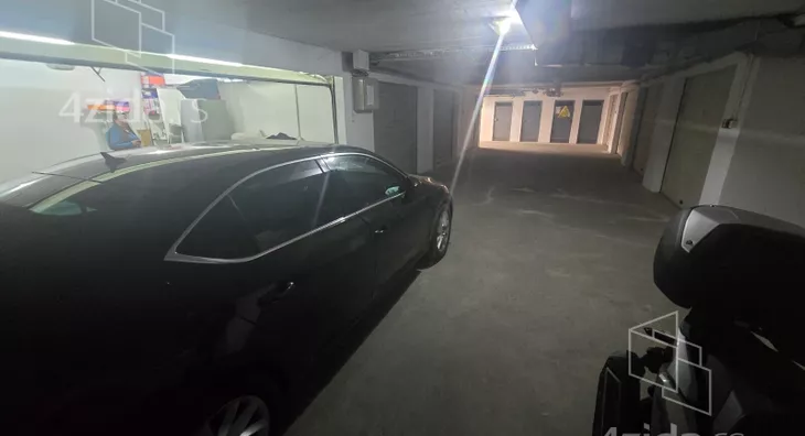 Garaža | 4zida