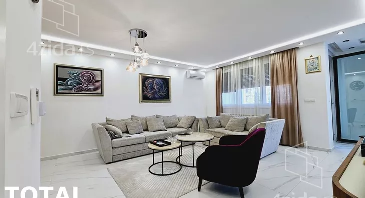 Petosoban stan | 4zida