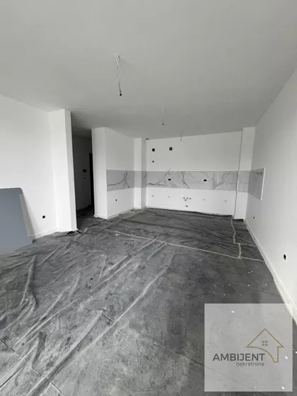 Novi Banovci | 4zida.rs