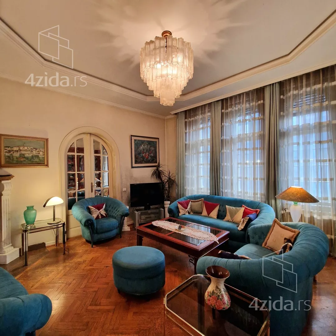 Šestosoban stan | 4zida