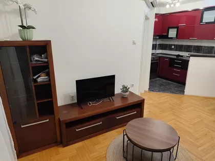 Kej Kola Srpskih Sestara | 4zida.rs