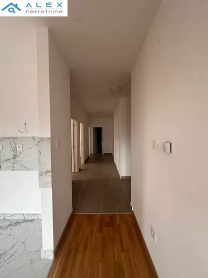 Gorana Jojića | 4zida.rs