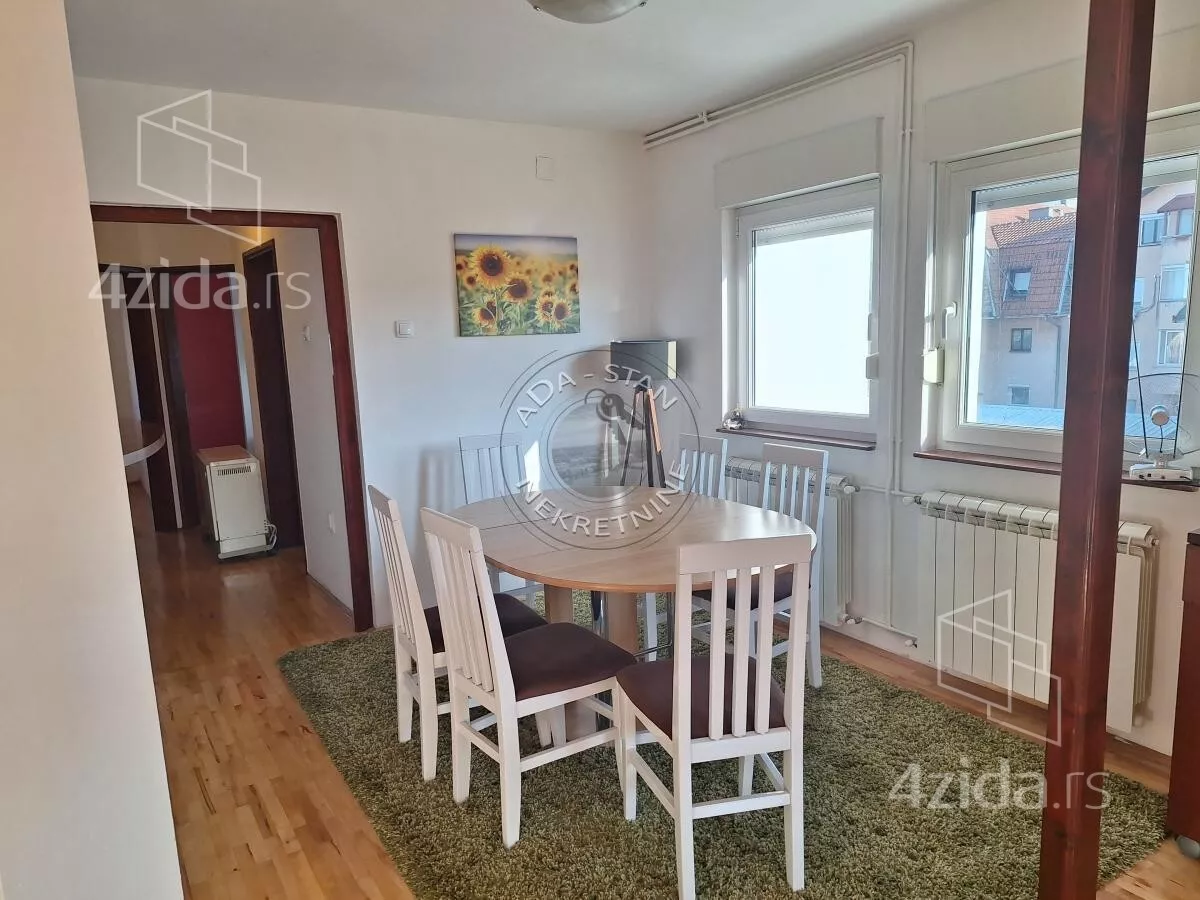 Petosoban stan | 4zida