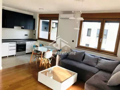 Južni Bulevar | 4zida.rs