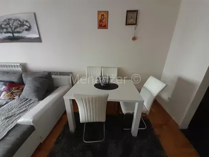 Ruzveltova  | 4zida.rs