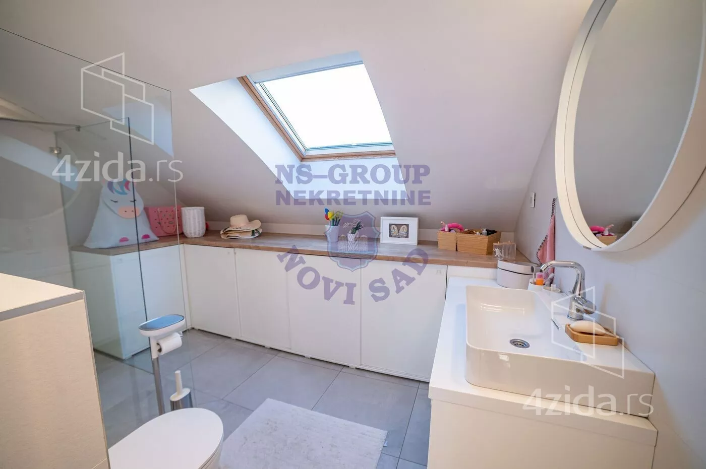 Petosoban stan | 4zida