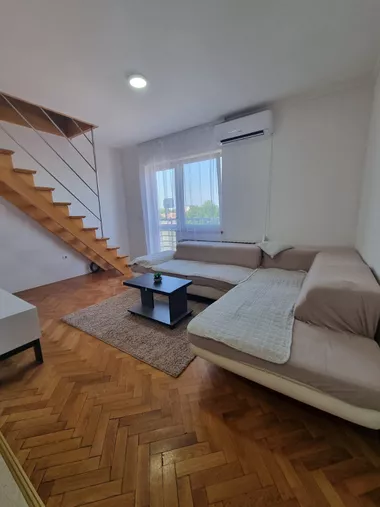 Maksima Gorkog 5