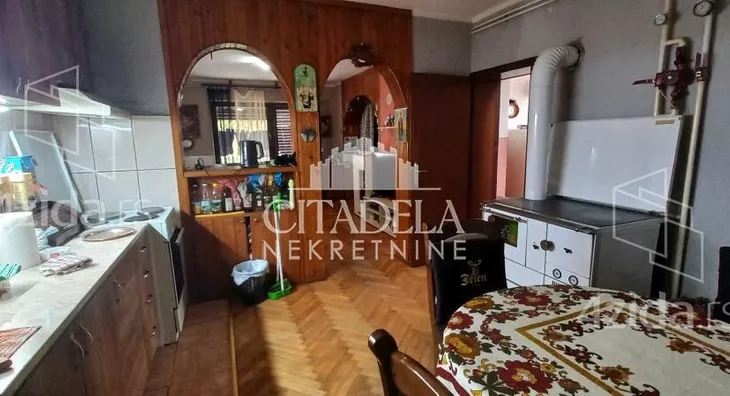 3-etažna kuća | 4zida