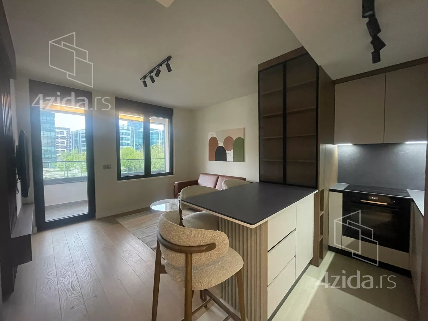 Dvoiposoban stan | 4zida