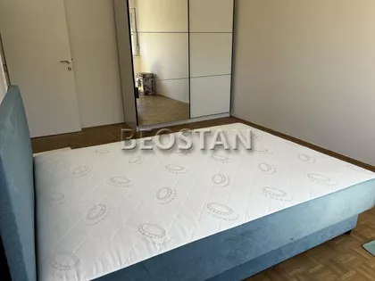 Bulevar Maršala Tolbuhina | 4zida.rs