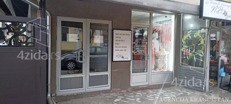 Poslovni prostor | 4zida