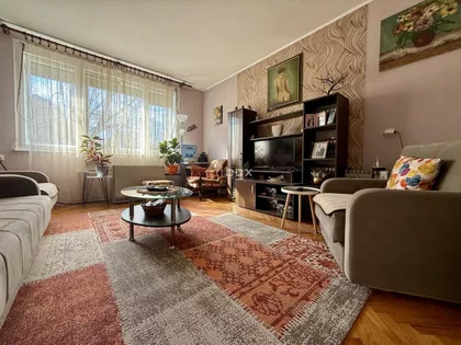 Božidar Adžija | 4zida.rs