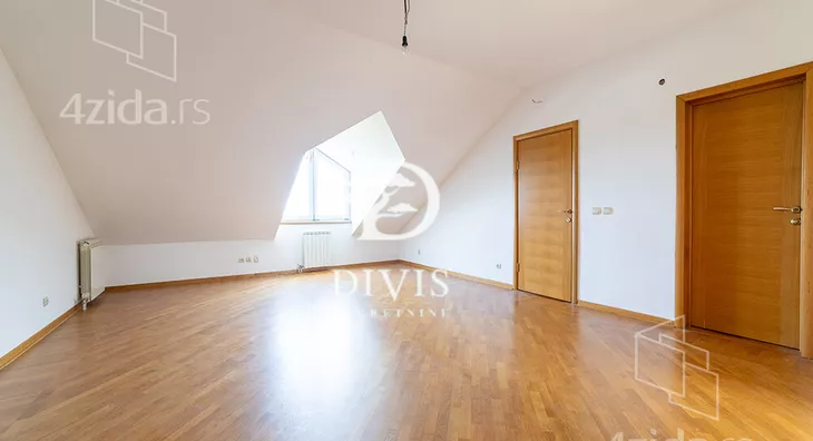 4-etažna kuća | 4zida