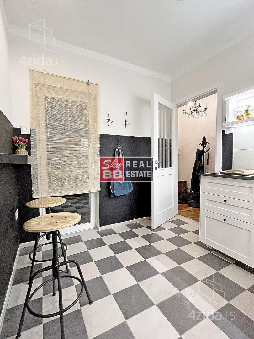 Petosoban stan | 4zida