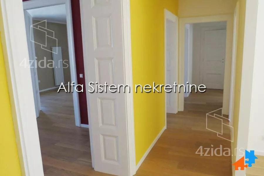 Petosoban stan | 4zida