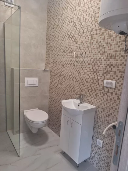 Adolfa Singera 18 | 4zida.rs