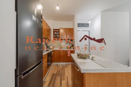 Mirka Sandica | 4zida.rs