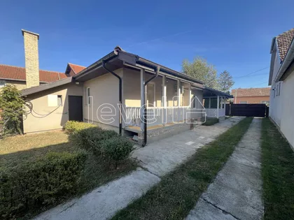 Čurug | 4zida.rs