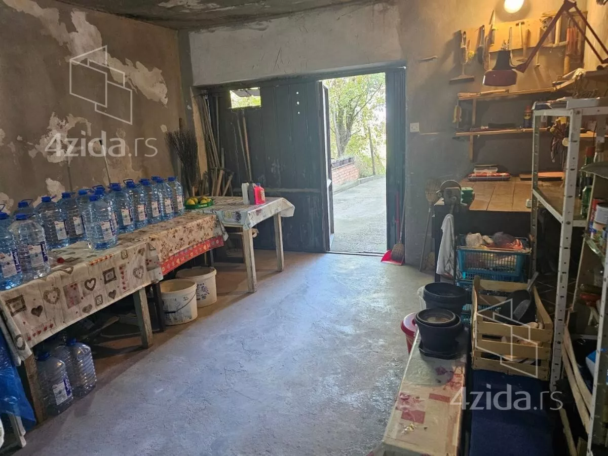 Kuća | 4zida