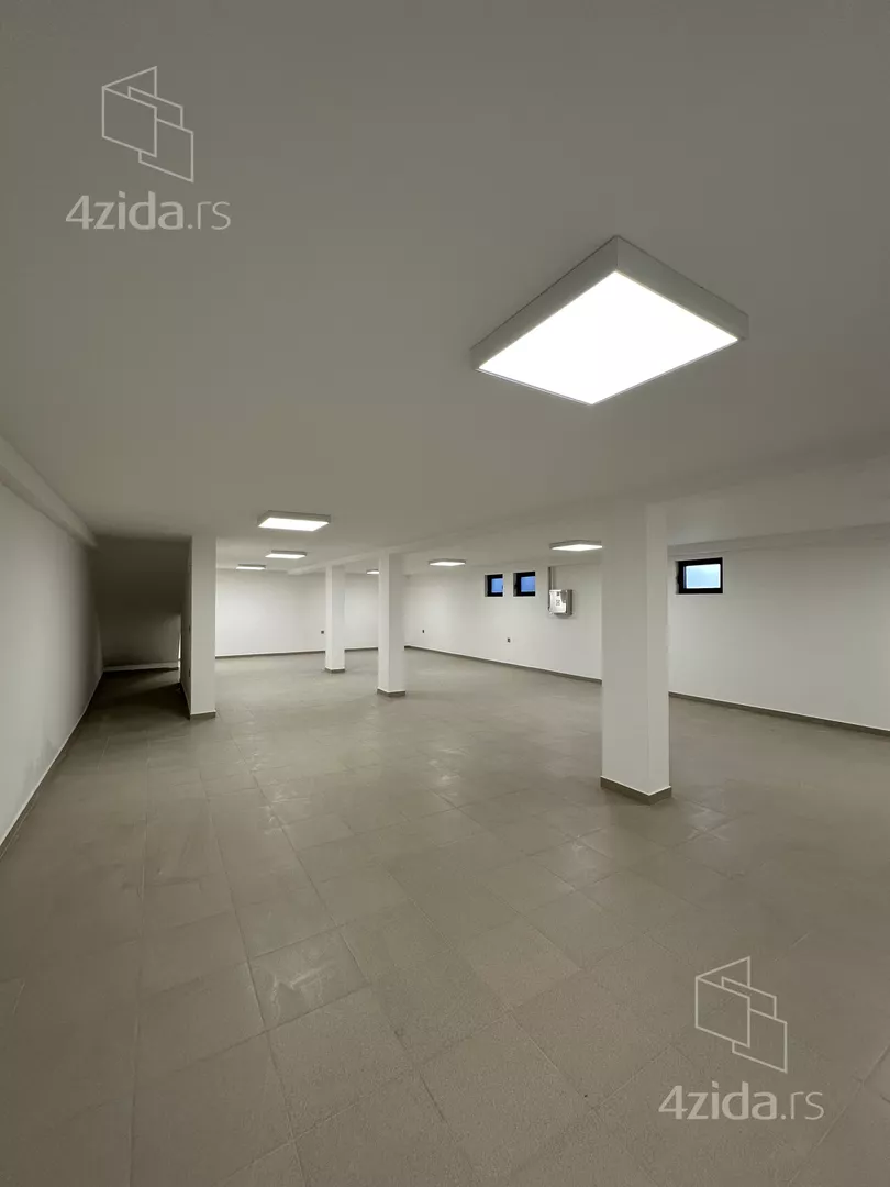 Lokal | 4zida