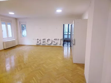 Lamartinova | 4zida.rs