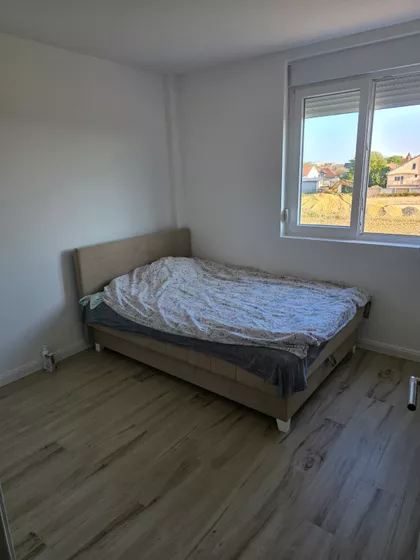 Novi Banovci | 4zida.rs