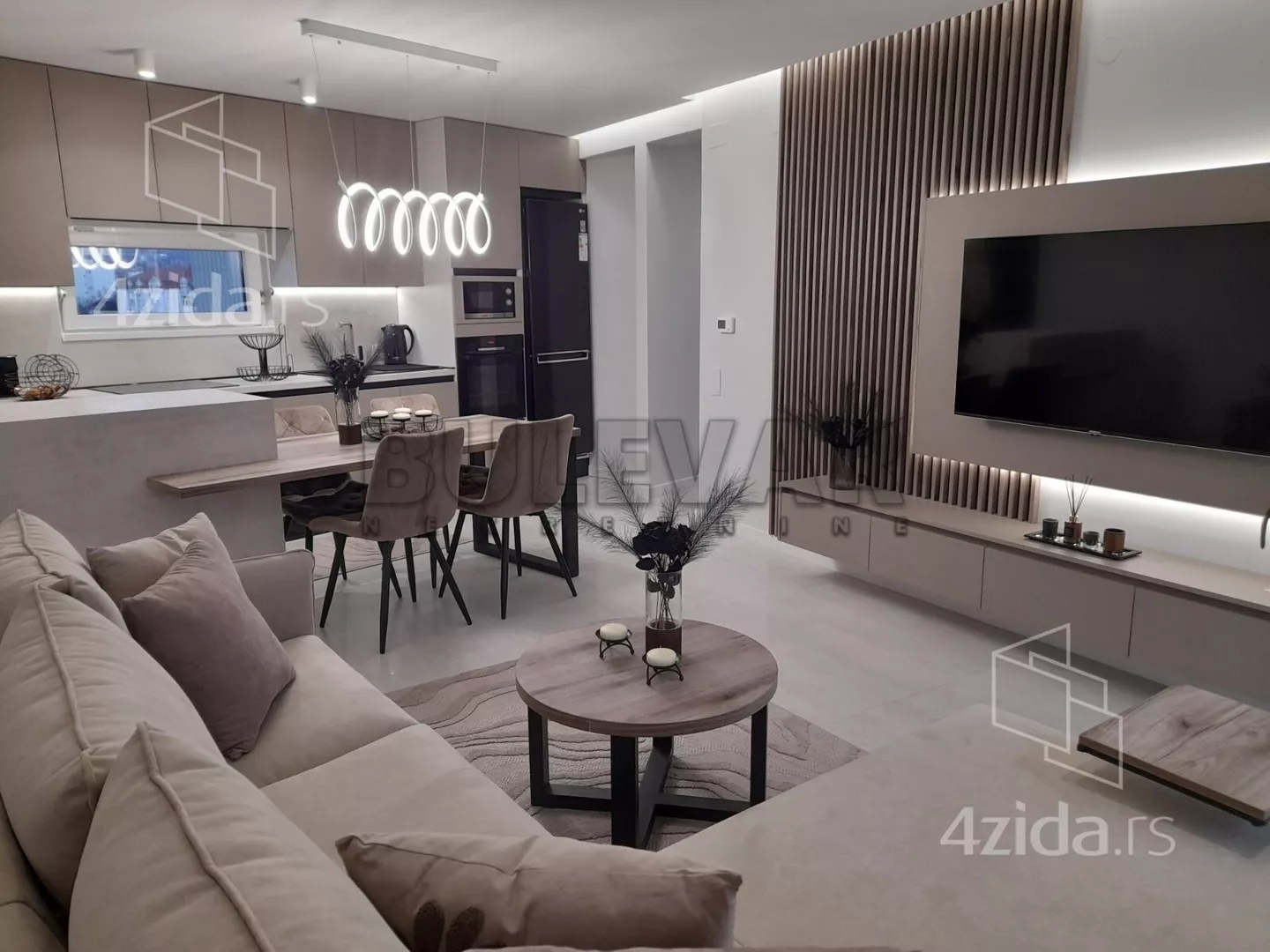 Dvoiposoban stan | 4zida