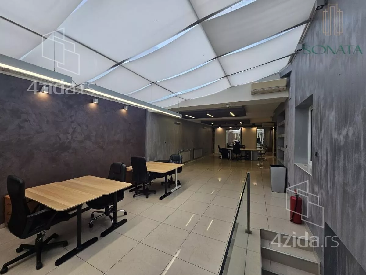 Poslovni prostor | 4zida