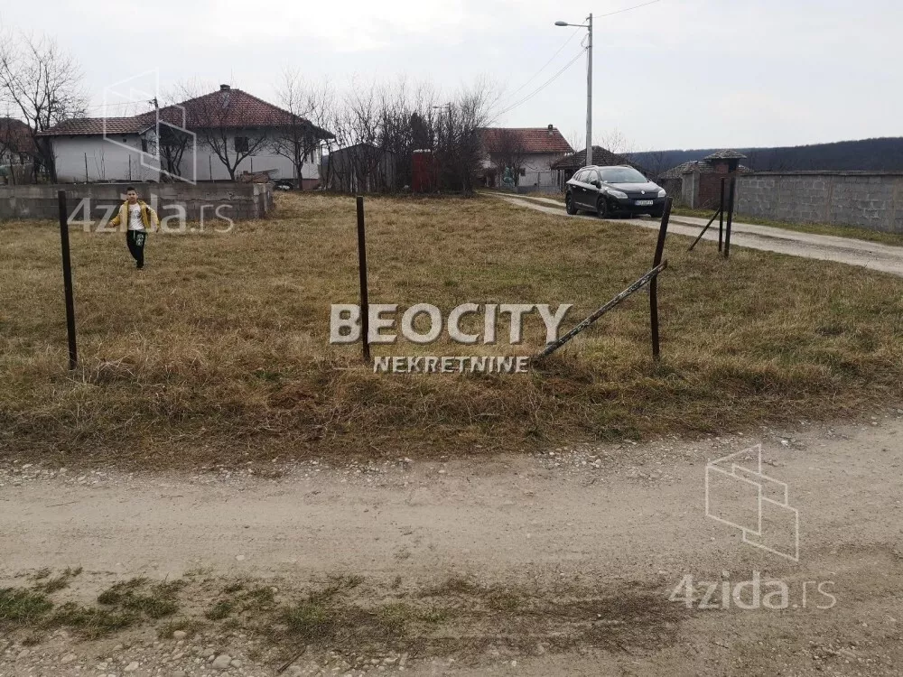 Plac | 4zida