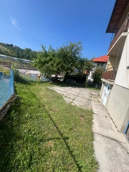 Nikole Tesle 40 | 4zida.rs