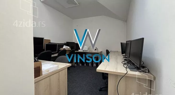 Četvoroiposoban stan | 4zida