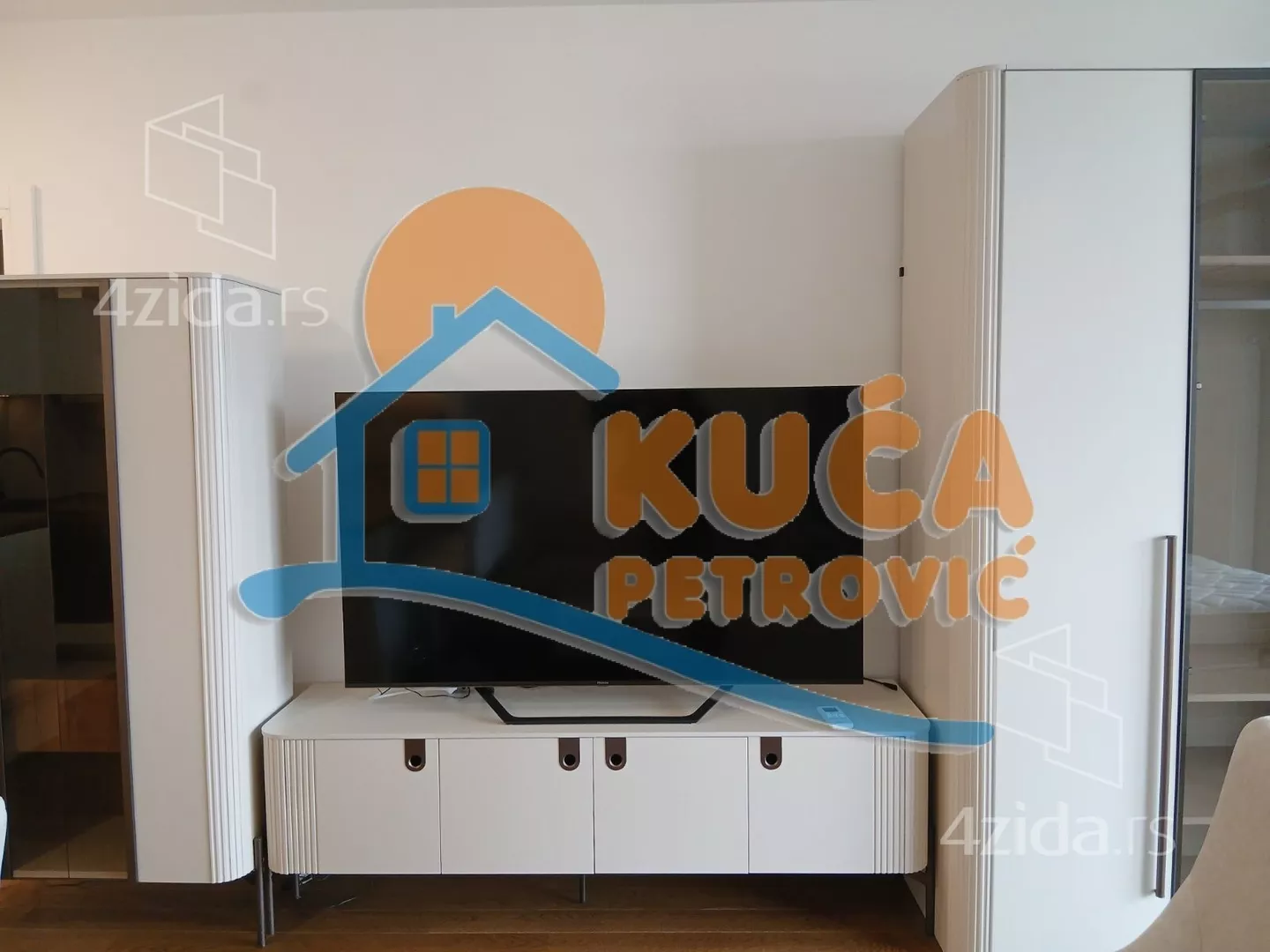 Garsonjera | 4zida