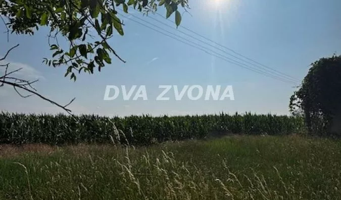 Plac | 4zida