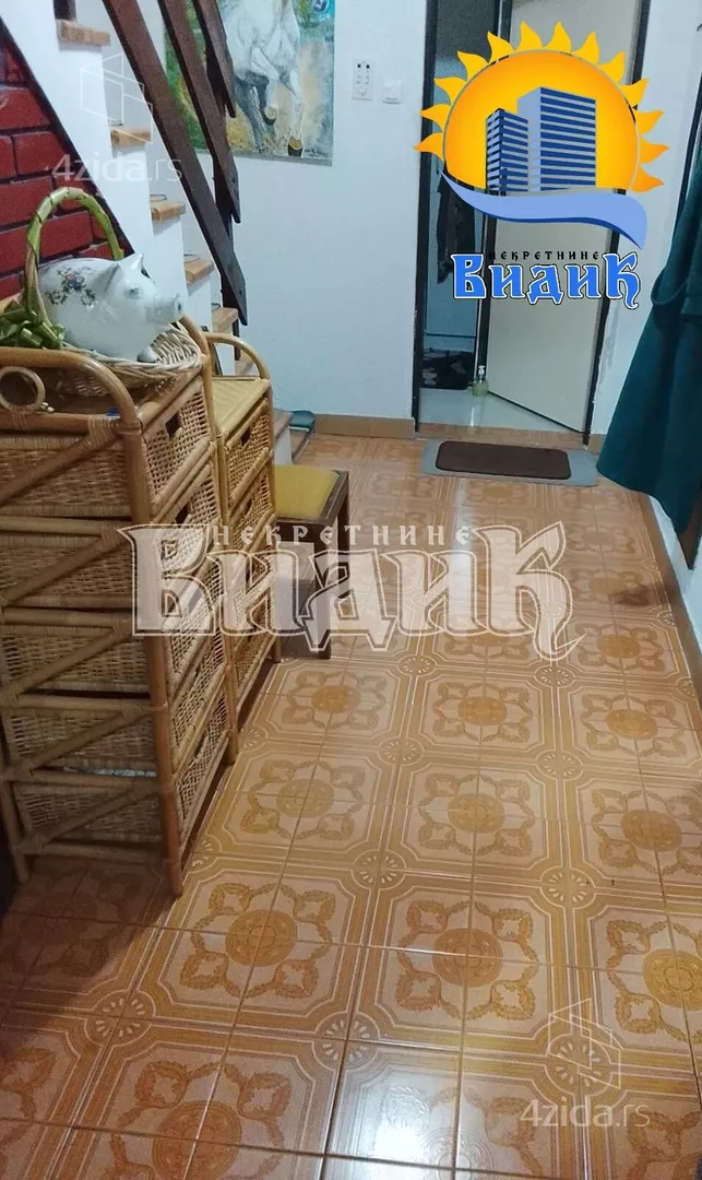 3-etažna kuća | 4zida