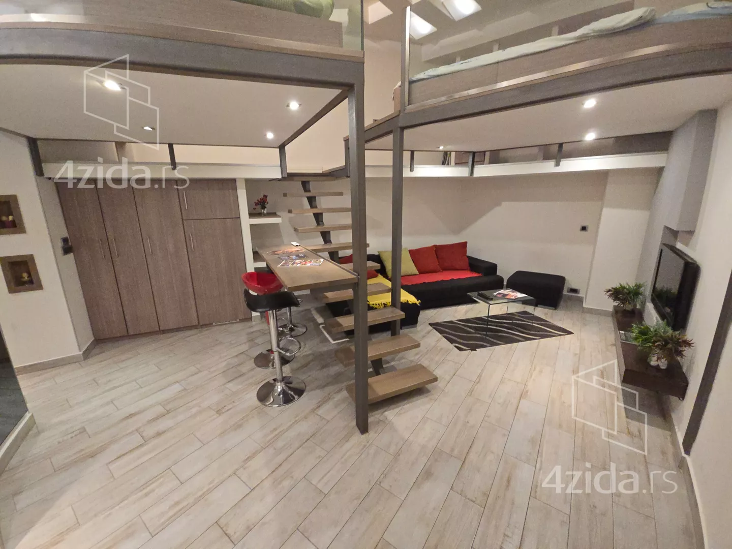 Jednoiposoban stan | 4zida