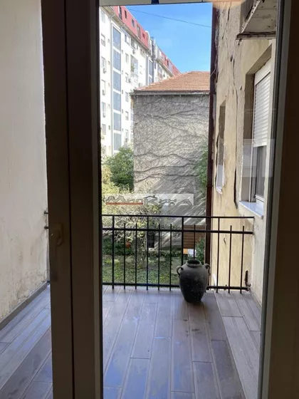 Crveni Krst Vračar | 4zida.rs