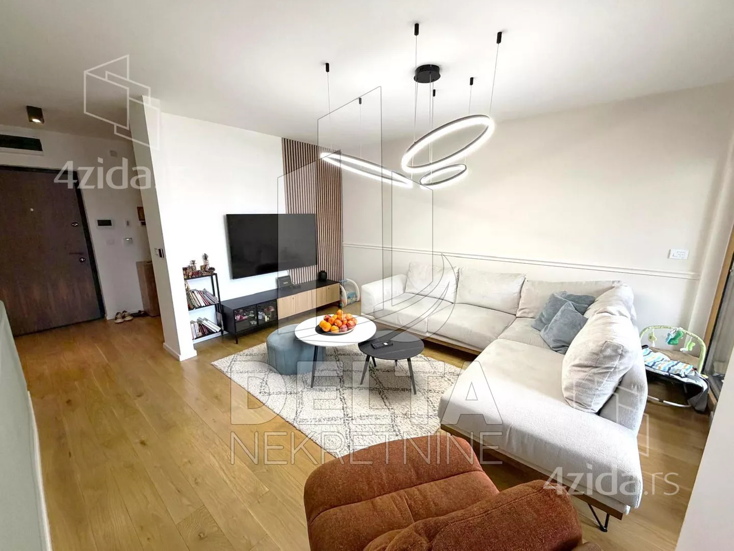 Četvorosoban stan | 4zida