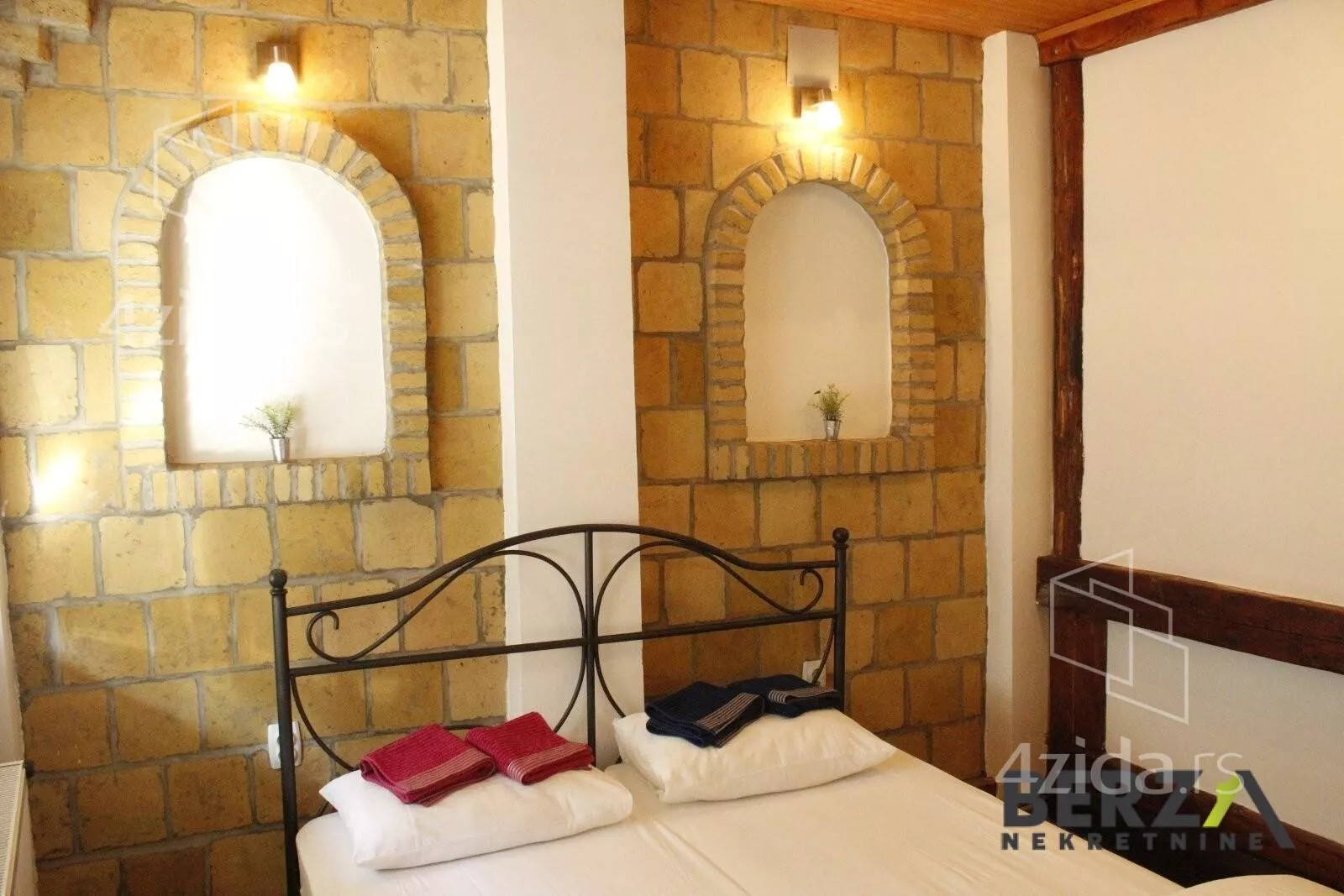 Petosoban stan | 4zida