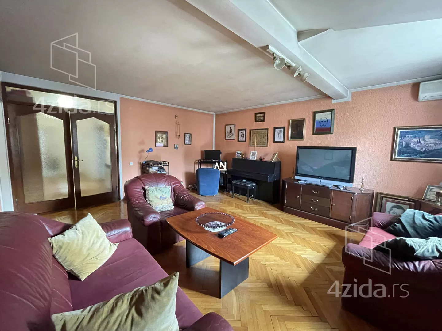 4-etažna kuća | 4zida