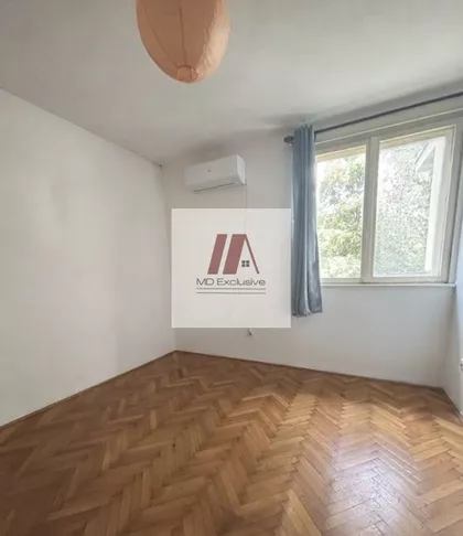 Vrbovski | 4zida.rs
